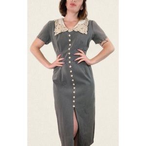 Vintage 30s/40s Gray Lace Collar Button Down Dress